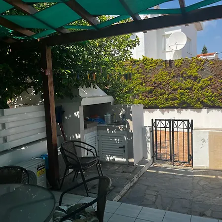 Sunny Coast * Paralimni