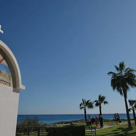 Sunny Coast Paralimni