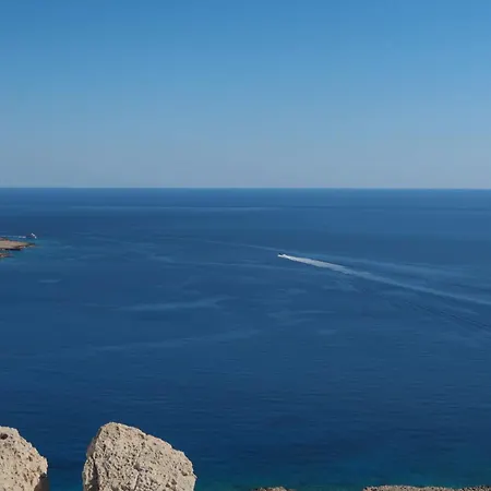 Sunny Coast * Paralimni